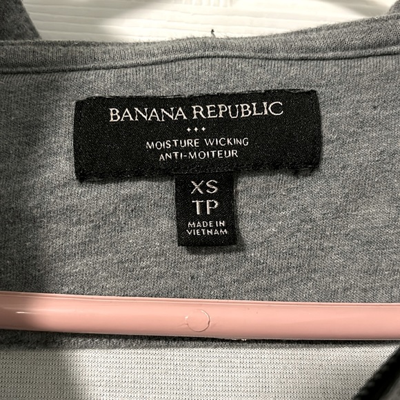 BANANA REPUBLIC | GREY HOODIE - Picture 3 of 3